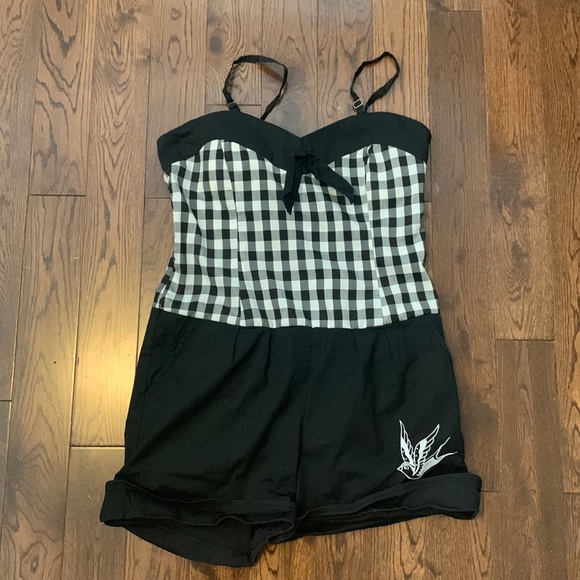 Sourpuss Pants - SourPuss size L romper